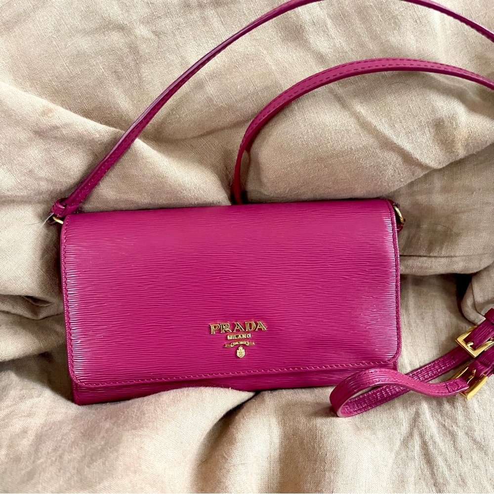 Prada Pink Saffiano Leather Fuschia Vitello Move Crossbody Wallet Bag